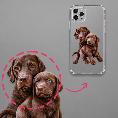 Personalisierte Handyhülle mit Portrait von zwei braunen Labradorwelpen auf transparentem Hintergrund.