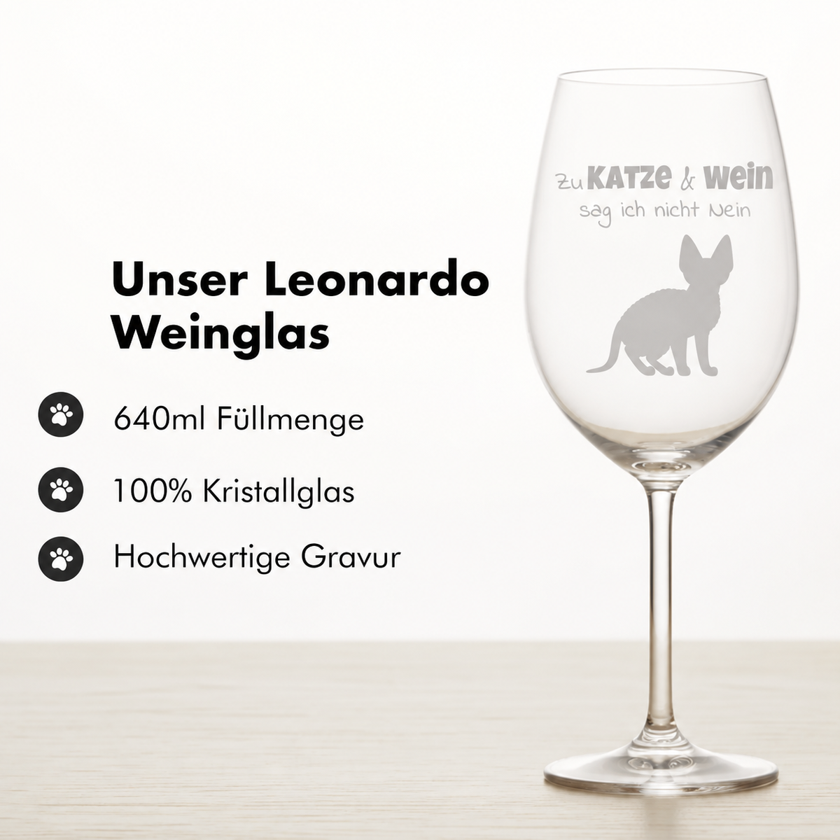 Personalisiertes Weinglas aus Kristallglas mit graviertem Katzendesign und Schriftzug, 640 ml Füllmenge.