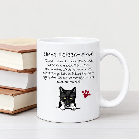 Personalisierte weiße Tasse mit Katzenmotiv und Text für Katzenmamas.