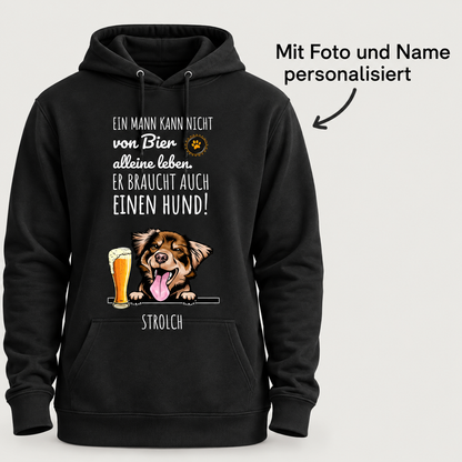 Schwarzer Hoodie mit personalisiertem Aufdruck: Hund und Bier, Text über das Leben mit einem Hund.