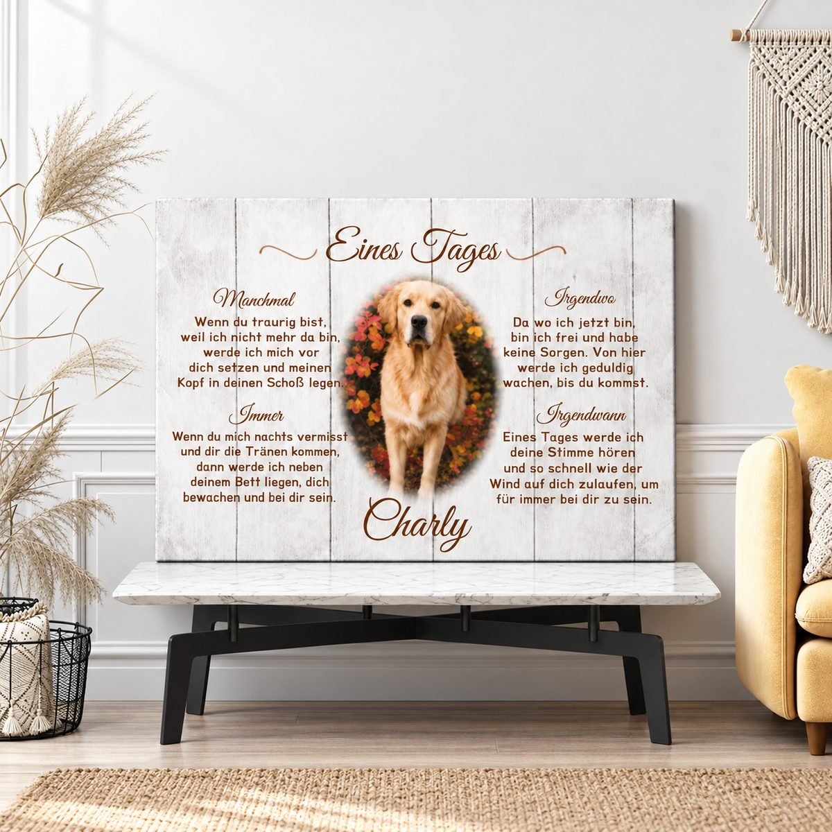 Personalisierte Leinwand mit einem golden Retriever und emotionalen Texten auf Holzoptik.