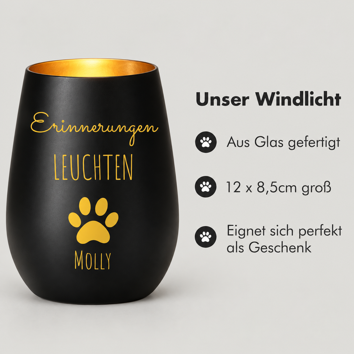 Personalisiertes Trauerlicht aus schwarzem Glas mit goldener Innenbeschichtung, 12 x 8,5 cm groß.