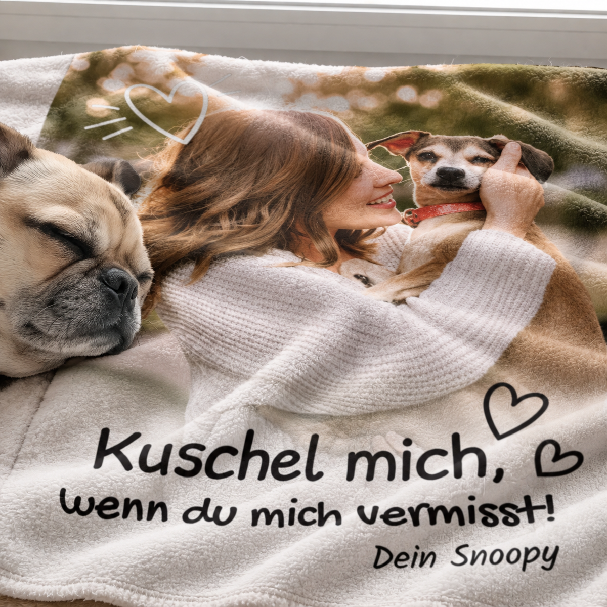 Personalisierte, kuschelige Haustierdecke mit Foto und Text in sanften Farben. Ideal für Hundeliebhaber.