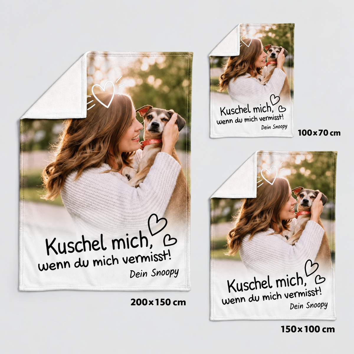 Personalisierte Haustierdecke mit Foto und Text, erhältlich in drei Größen: 200x150 cm, 150x100 cm, 100x70 cm.