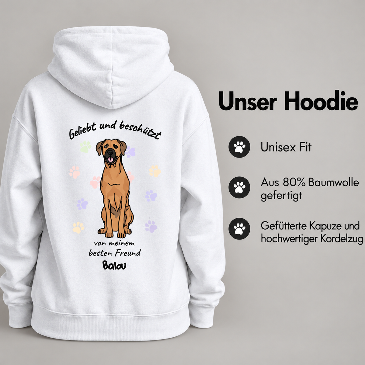 Weißer Hoodie mit Hundemotiv und Aufschrift "Geliebt und beschützt". Hergestellt aus 80% Baumwolle. Unisex Fit.