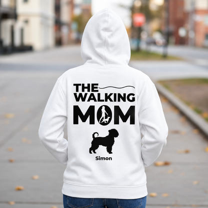 weißer Hoodie mit Rückendruck "THE WALKING MOM" und Hundesilhouette, personalisiert mit dem Namen Simon