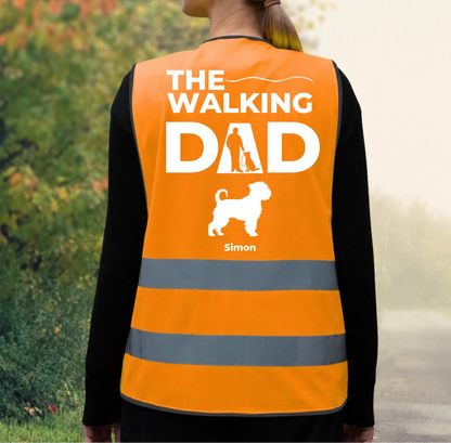 Personalisierte, orange Warnweste mit reflektierenden Streifen und Druck "The Walking Dad" sowie Hundebild.
