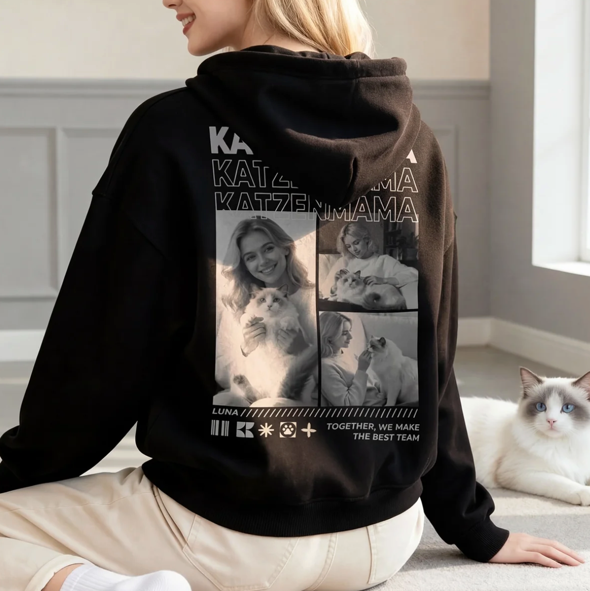 Schwarzer Hoodie mit Fotodruck von Katzen und Text "Katzenmama" auf der Rückseite.