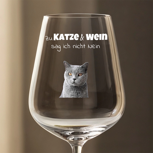 Teeinblue-Original – Weinglas Zu Katze und Wein sag ich nicht Nein mit grauem Katzenfoto